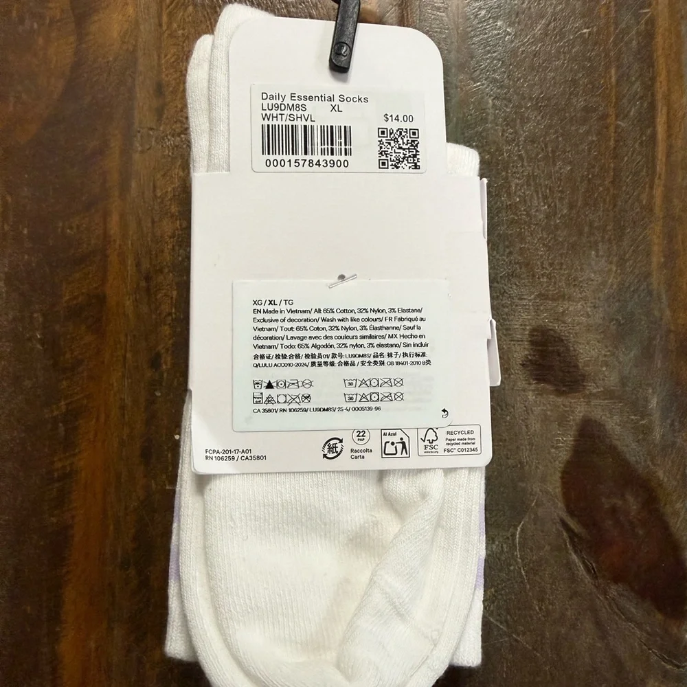 lululemon athletica everyday socks